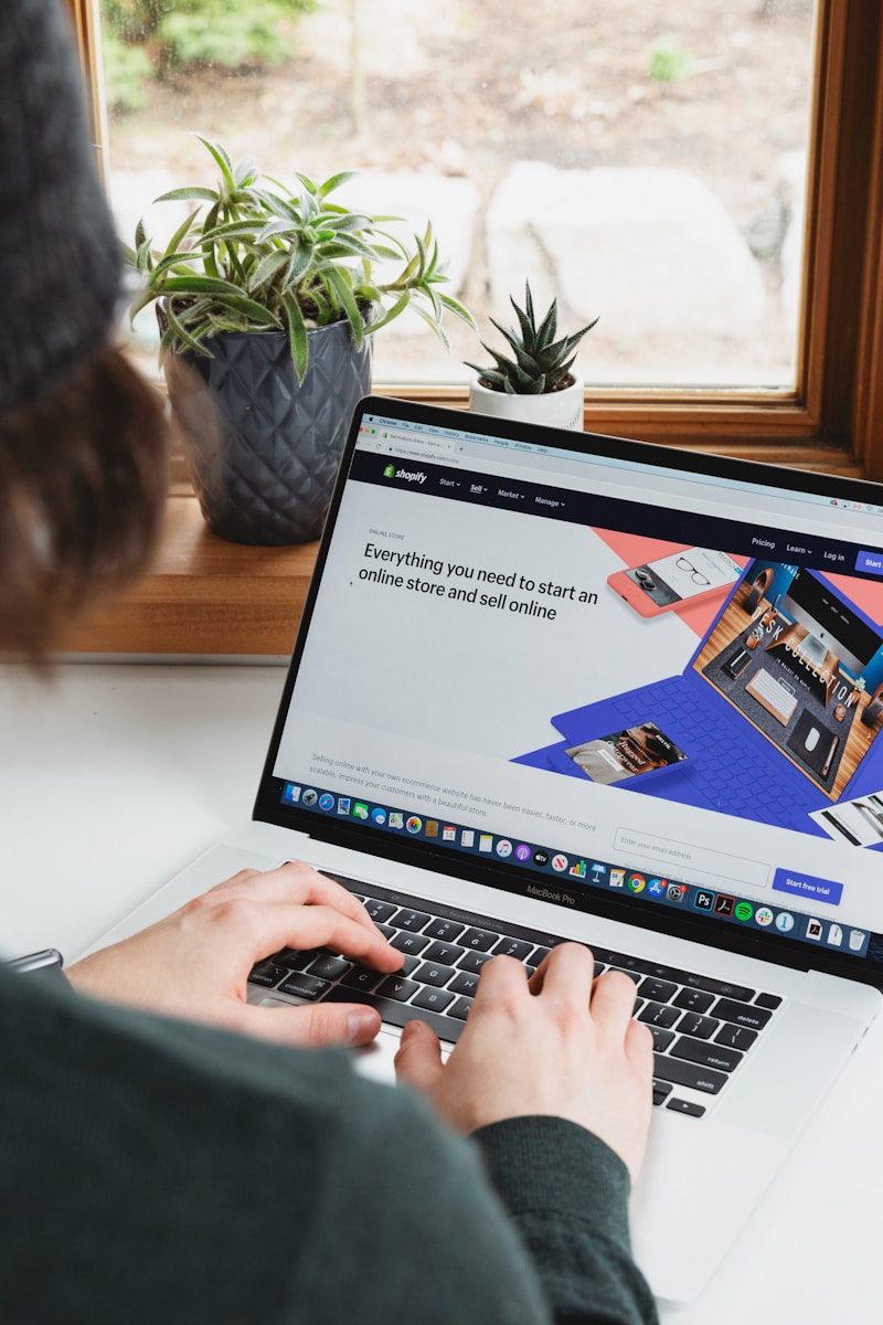 E-Commerce & Online Shops